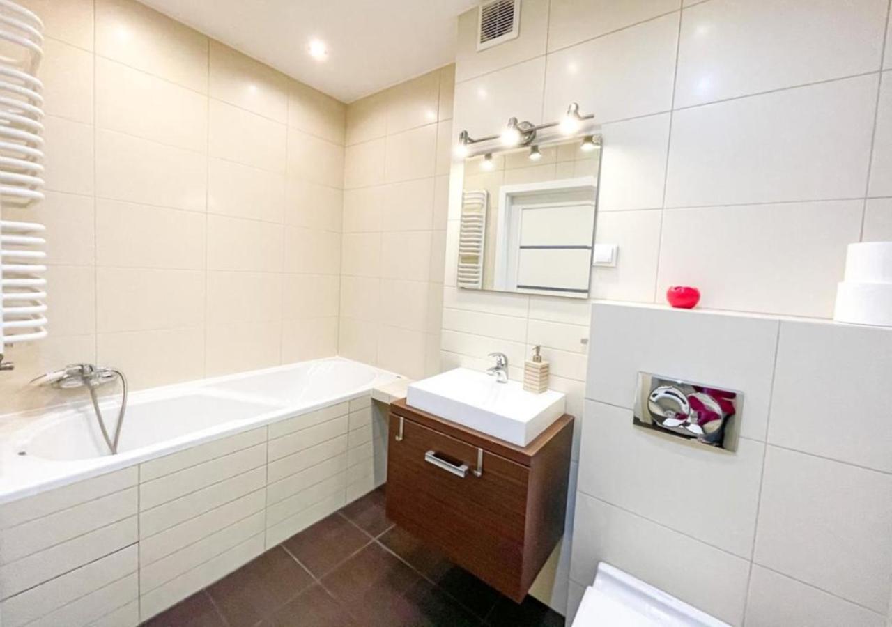 Superapart Bobrowiecka 3 Warsaw Ngoại thất bức ảnh